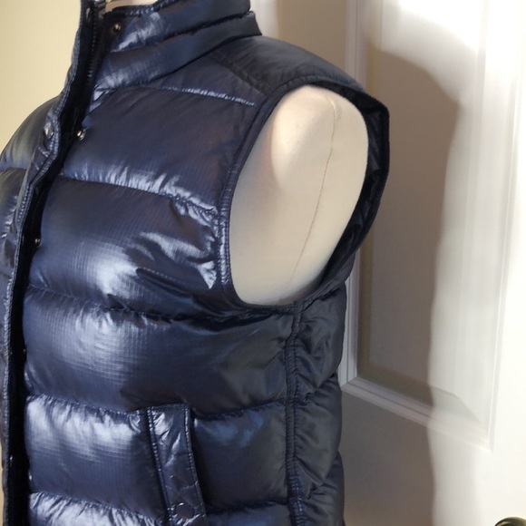 J. Crew Navy Dawn & Feather Filled Puffer Vest Medium - Picture 2 of 7